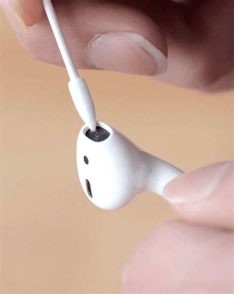 how to stop airpods from leaking sound|How To Stop AirPods From Leaking Sound